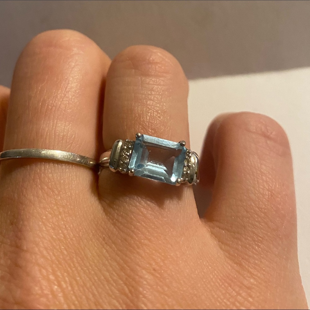 Blue stone ring.